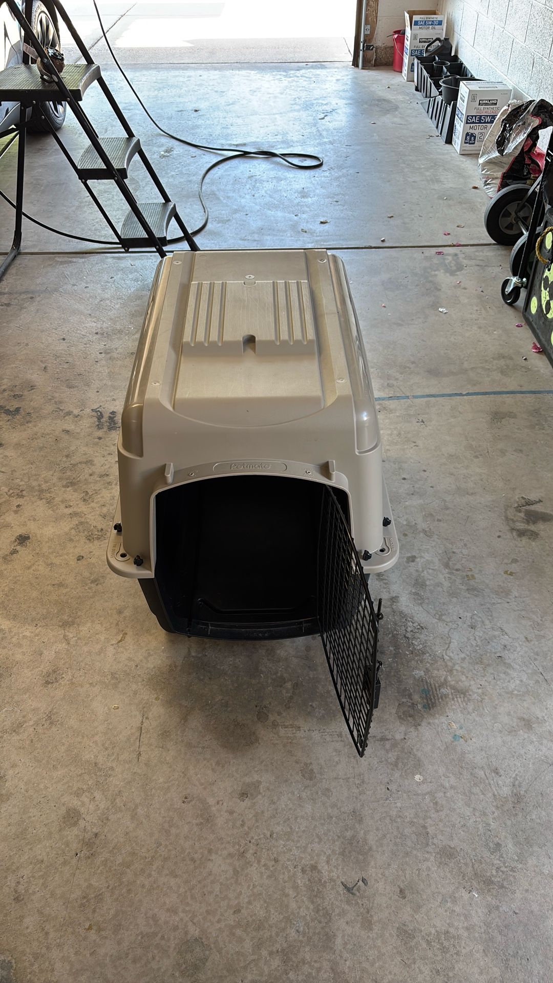 Pet mate Dog Crate