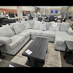 Sectionals BLOWOUT Sale!!! Scroll Through Pics For Multiple Designs!! Delivery 🚚