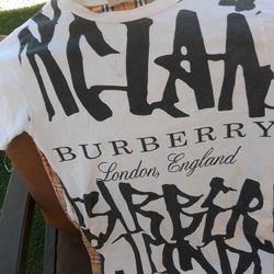 Burberry Graffiti T Shirt LG