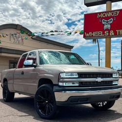 22x9 6x139 Chevy Rims And Tires 305/40/22 Ameritread 