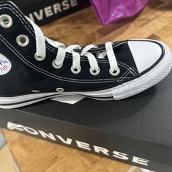 NEW Converse Sneakers 