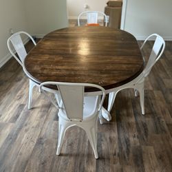 Farmhouse Table And Chairs 