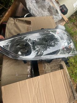2005/2004 Honda head lights r hand
