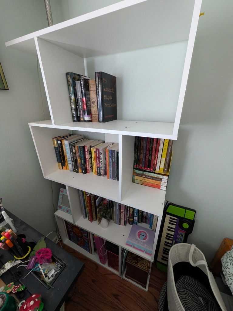 Modern White Bookshelf/Bookcase 