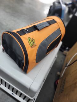 Pet carrier
