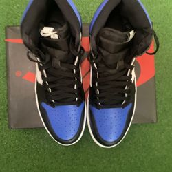 Air Jordan Retro 1 Royal Toe Size 11.5 In Great Condition With Laces And Box. 