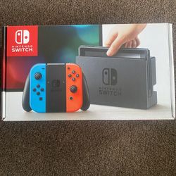 Nintendo Switch And Pro Controller 