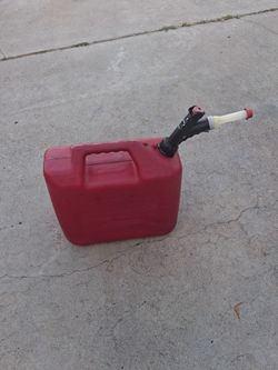 5 gallon gas fuel can container