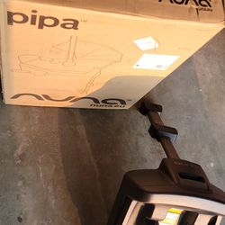 Nuna PIPA Black Infant Baby Car Seat With Infant Insert And Base