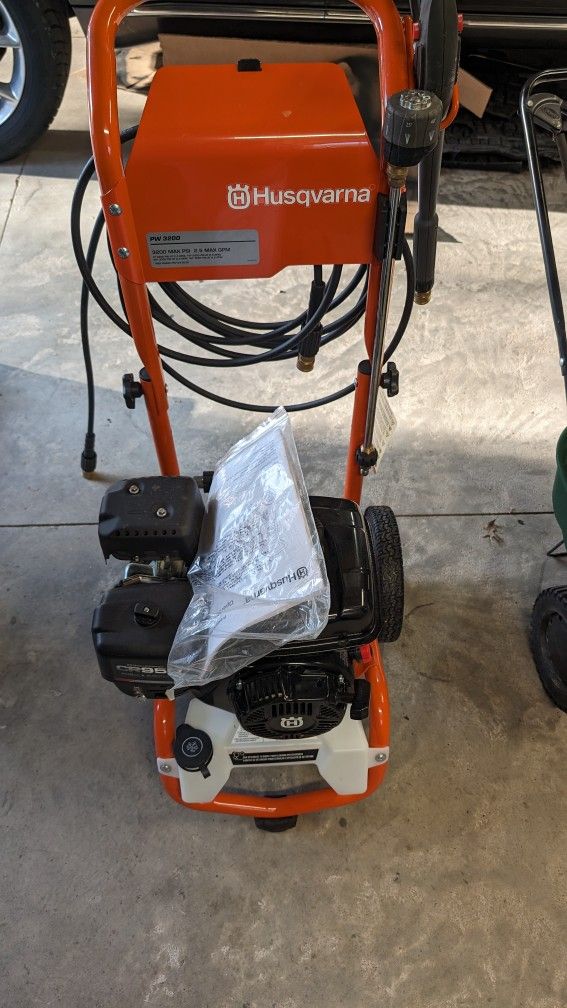 Husqvarna Gas Power Pressure Washer 3200 Psi