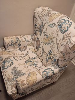 Floral Pattern Sofa Chair