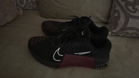 10.5 size metcons