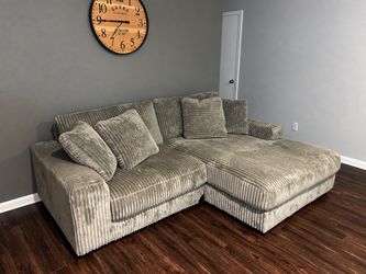 Large Light Gray Corduroy L-Shaped Sectional Sofa with Ch