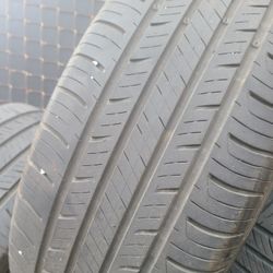 235 60 18 Hankook 4 used tires