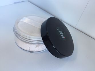 Loose powder