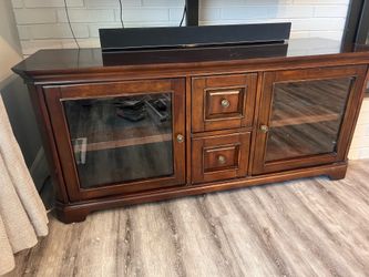Flat screen television console