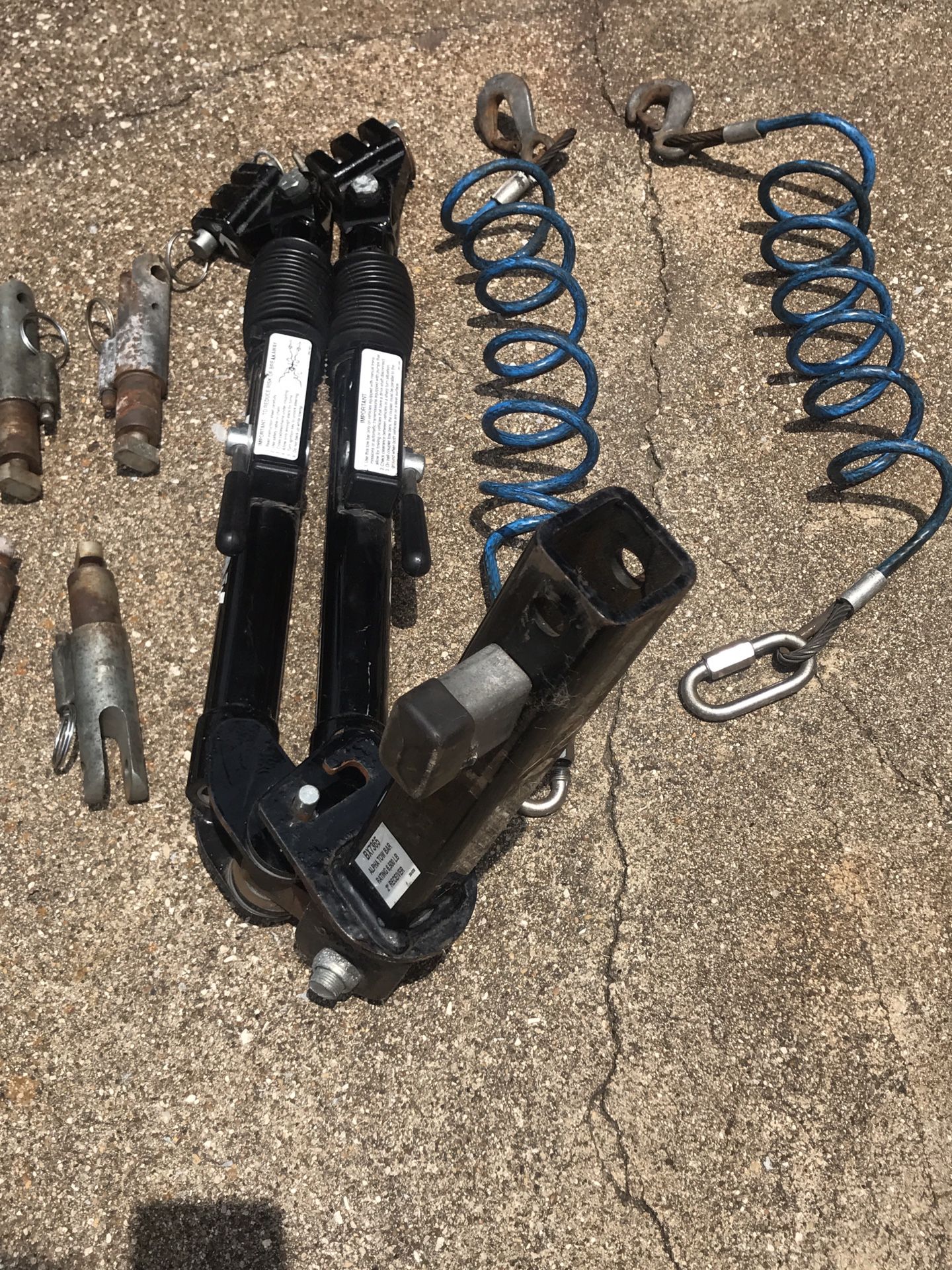 Blue Ox BX7365 Alpha Tow Bar w/safety cable