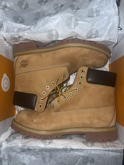 BRAND NEW NEVER WORN