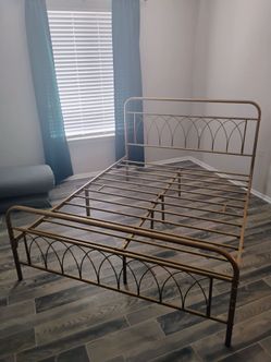 Beautiful Queen Metal Bed Frame