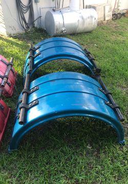 Truck parts guarda polvos
