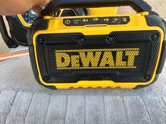 Dewalt  Bluetooth radio