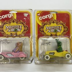 CORGI MUPPET SHOW KERMIT FROG AND MISS PIGGY SET