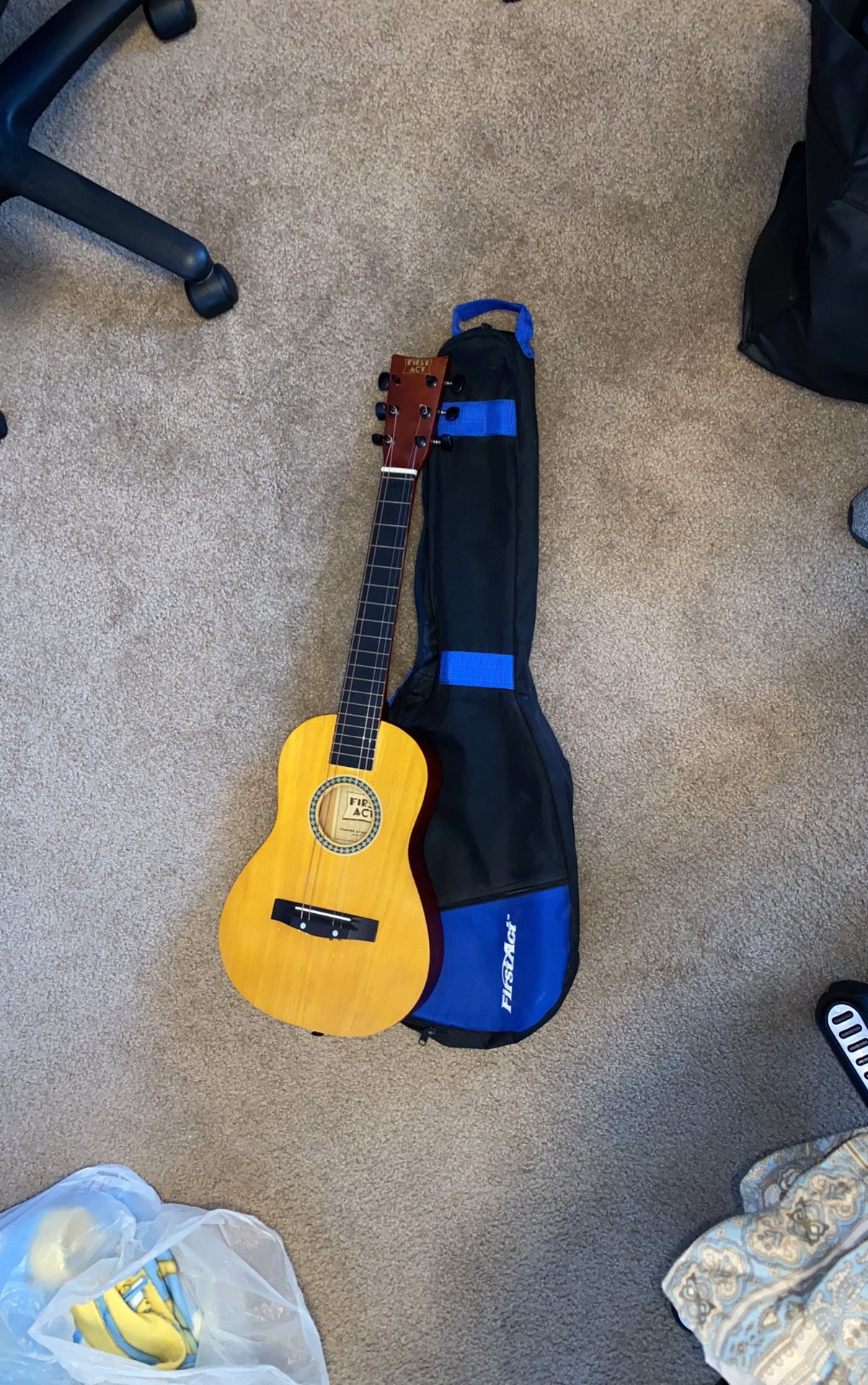 Kids Guitar -First Act Student Acoustic Guitar