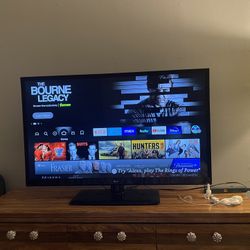 LG 47” TV