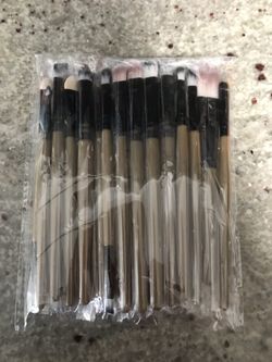Makeup brushes