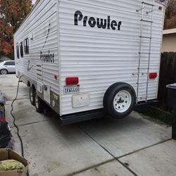 2006 RV TRAILER PROWLER BY FLEETWOOD  26 FOOT