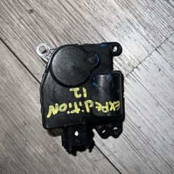 09-14 Ford Expedition AC Air Flow Valve 8L84-19E616-CA 