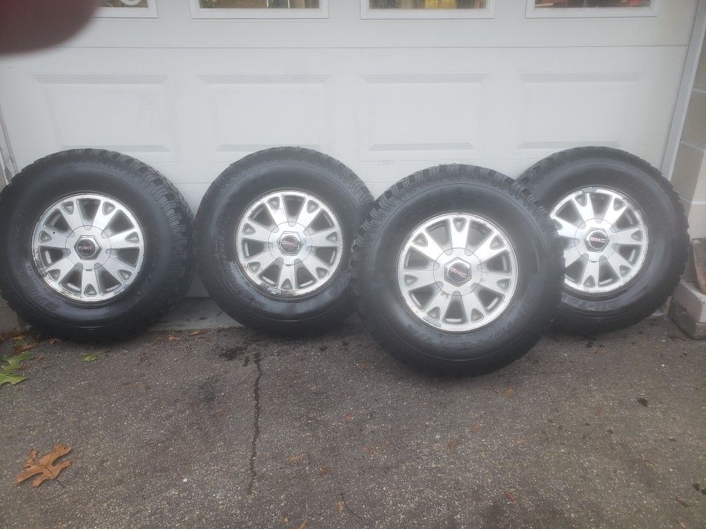 GMC ZR2 Wheels & Tires. S10, Sonoma