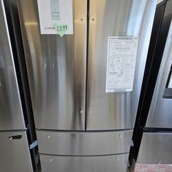 Lg 4-doors French Door Refrigerator New open box with Warranty