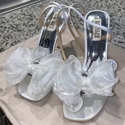 Bridal Heels (size 8)