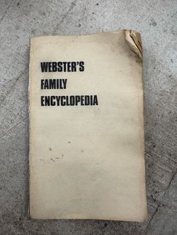 Webster's Family Encyclopedia Vol 8 (1992 Edition) by Laurence Urdang - English