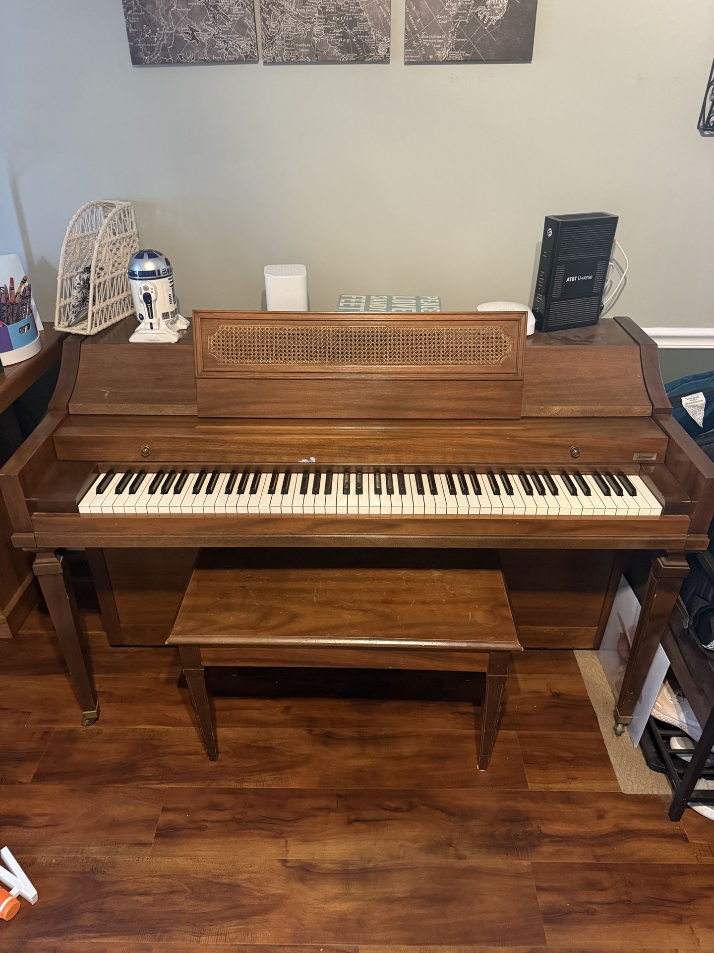 Baldwin piano