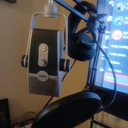 Studio C CELL akg Microphone SONY Studio Headphones 