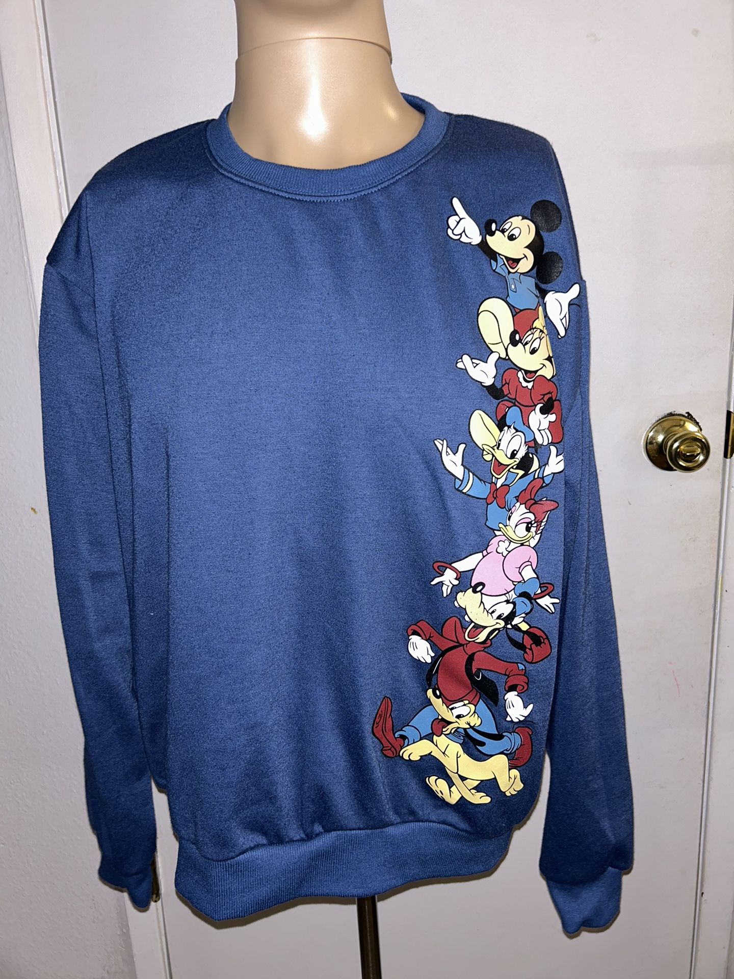 Disney Mickey and Friends Crewneck Sweater Sweatshirt Blue Men’s Sz L