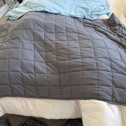 Weighted Blanket With Cover