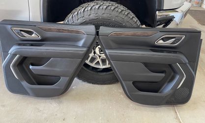 2021 - 2022 Tahoe / Yukon Rear Door Panels (pair)
