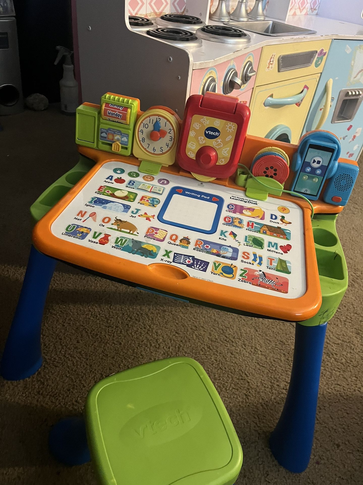 VTech Learning Desk With Stool 