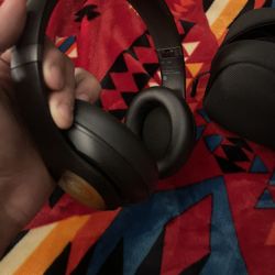 Beats studio pros