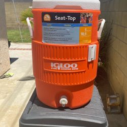 5 Gallon Igloo Cooler Water Jug Dispenser 