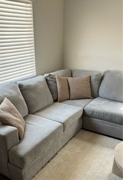 Sectional couch