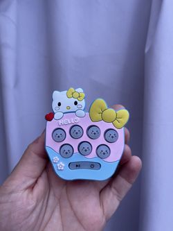 Hello Kitty Game Keychain