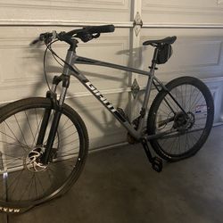 Giant Mountain Bike hard tail