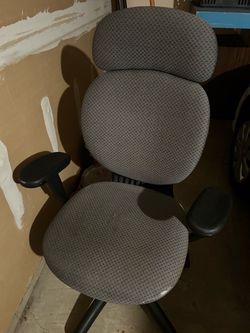 Desk chair neutral grey