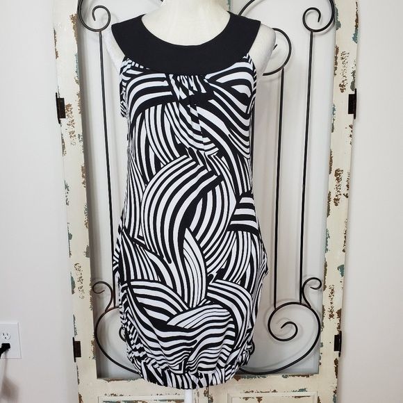 White House Black market sleeveless dress small