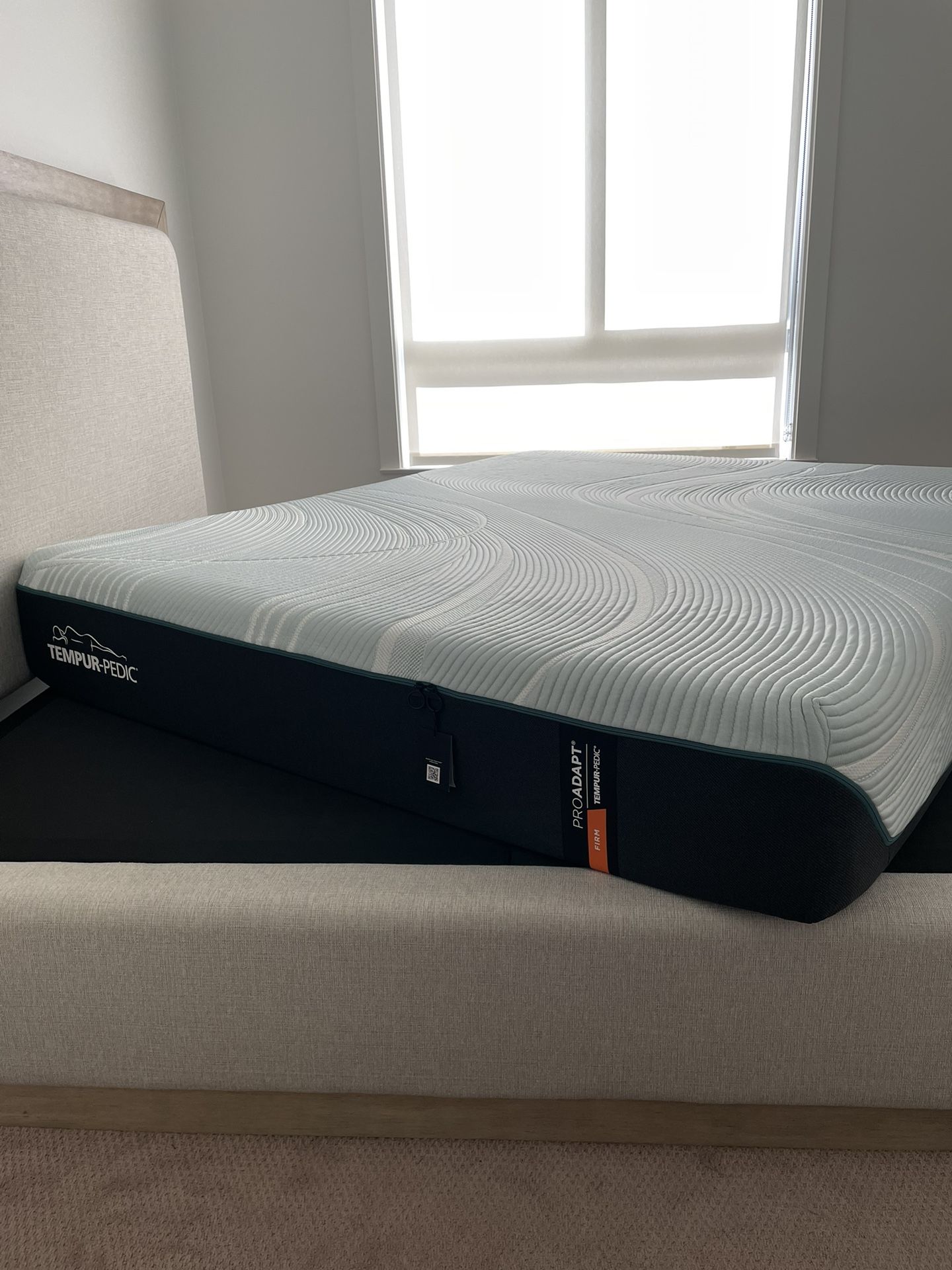 Brand New! Tempur Pedic ProAdapt 2.0 Firm CalKing Mattress