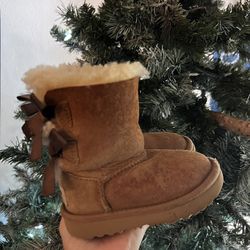 Toddler UGGS 